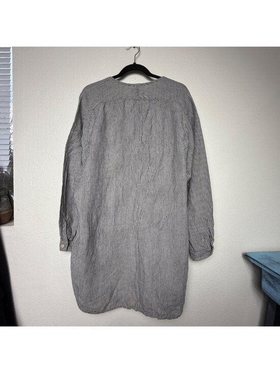 notPERFECTLINEN Gray & White Linen Stripped Oversized Button Down Shirt Sz L - Picture 3 of 5